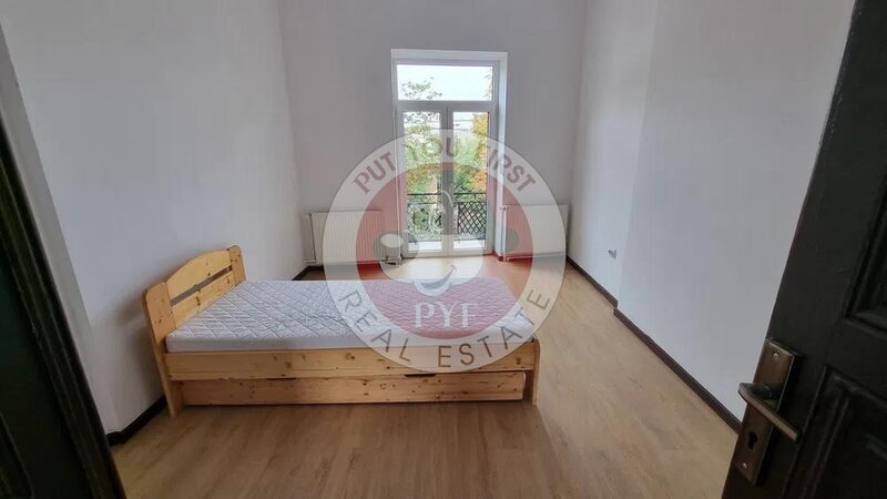 Casa Poporului | 4 camere | Decomandat | 155mp | B12215